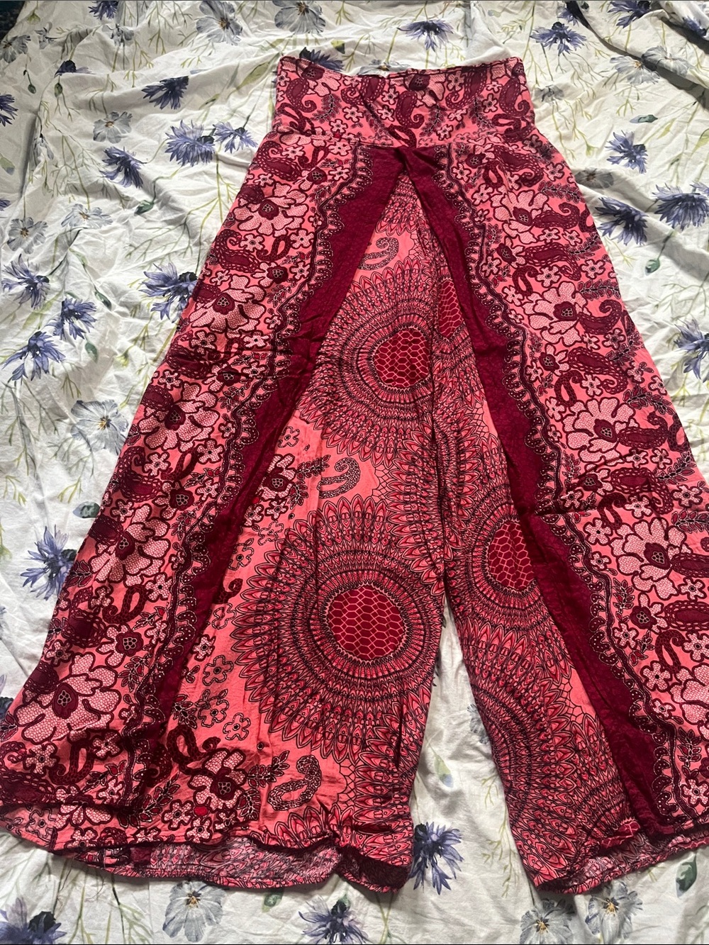 Made in Thailand Berry Paisley Boho Palazzo Pants Smocked Waist Size M
